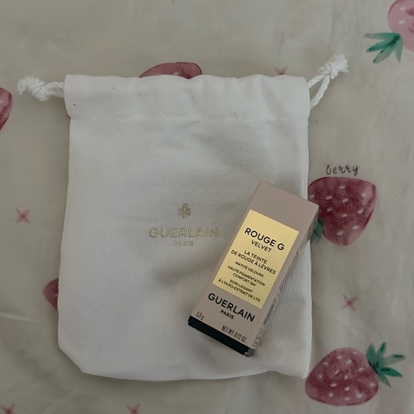 Guerlain velvet matte lipstick refill - Picture 5 of 10